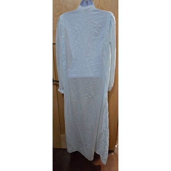 Vintage Light Blue Embroidered Long Sleeve Nightgown With Floral Design And Plea - Picture 8 of 9